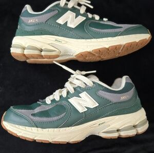 New Balance Green 2002R Retro Runner Sneakers